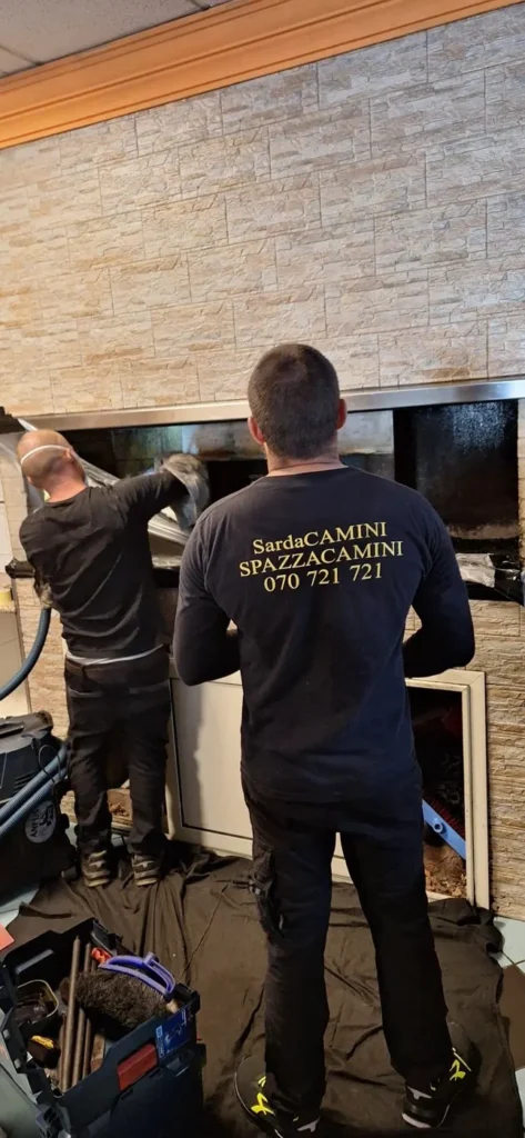 Pulizia di un forno a legna